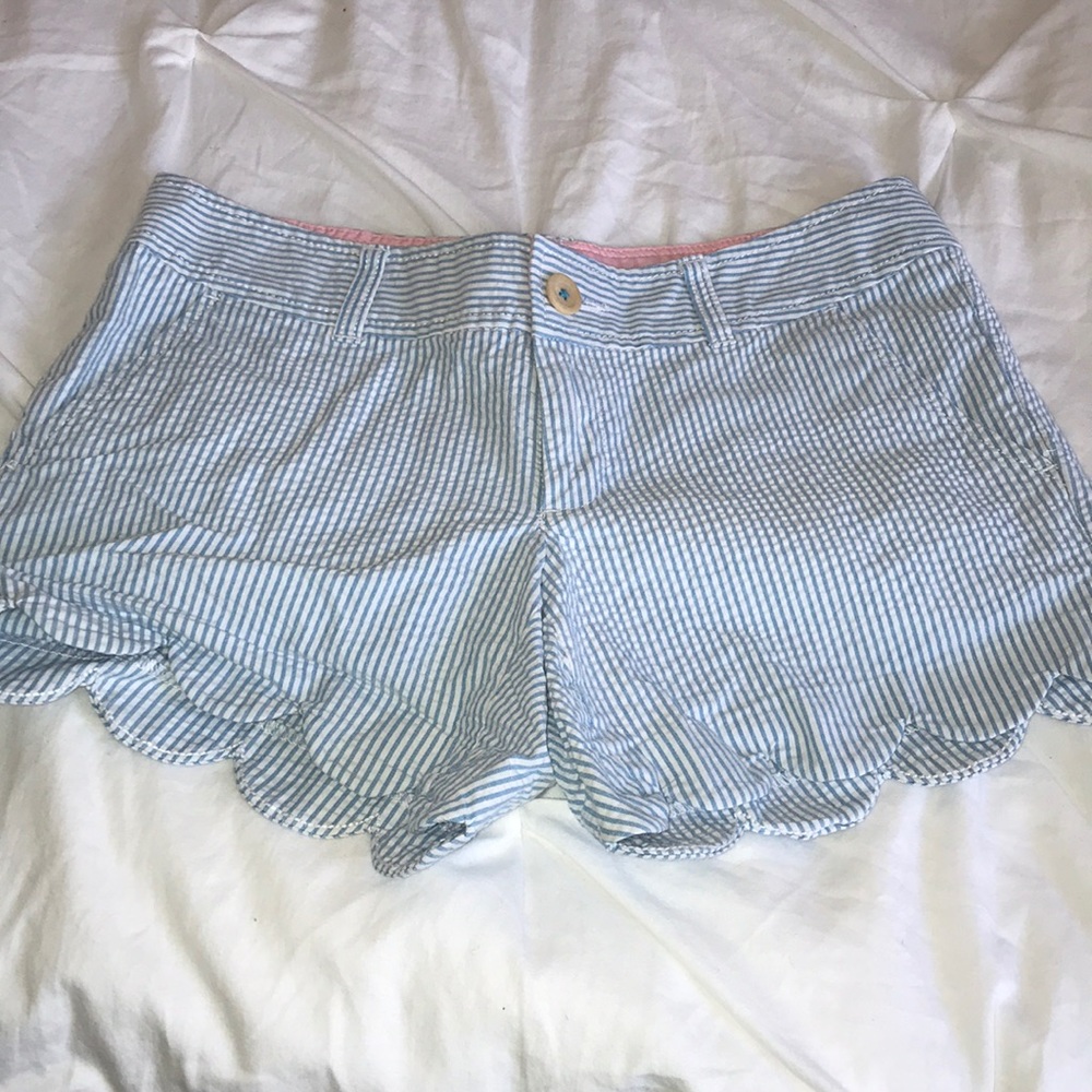 Lilly buttercup short